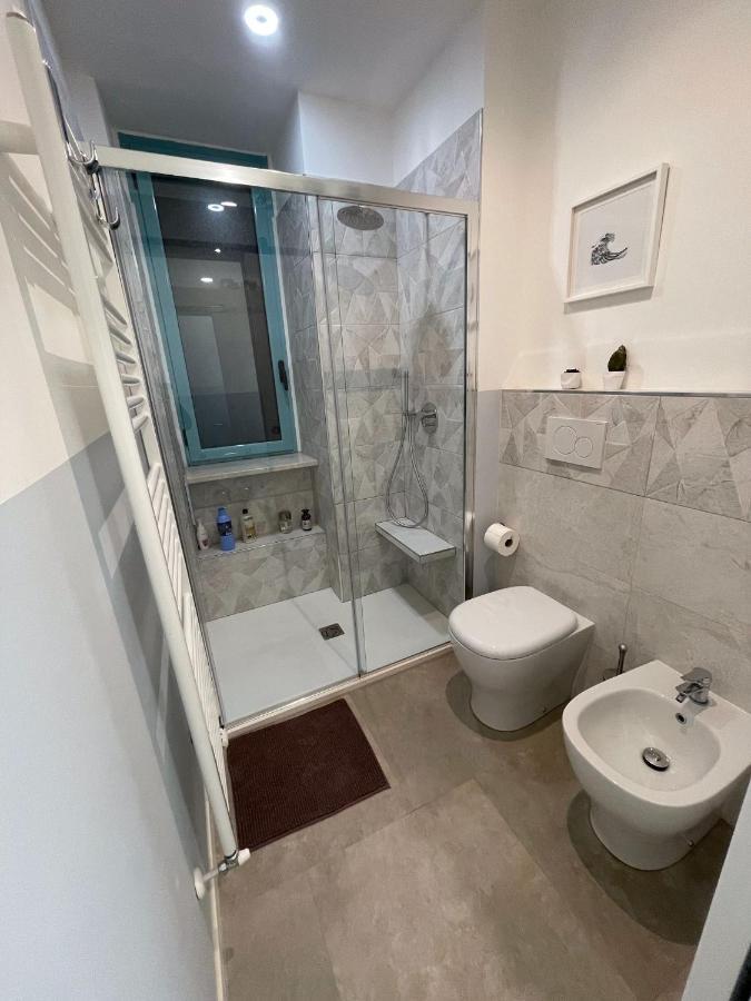 Hello - Modern Studio In Downtown Garden Apartment Торино Екстериор снимка
