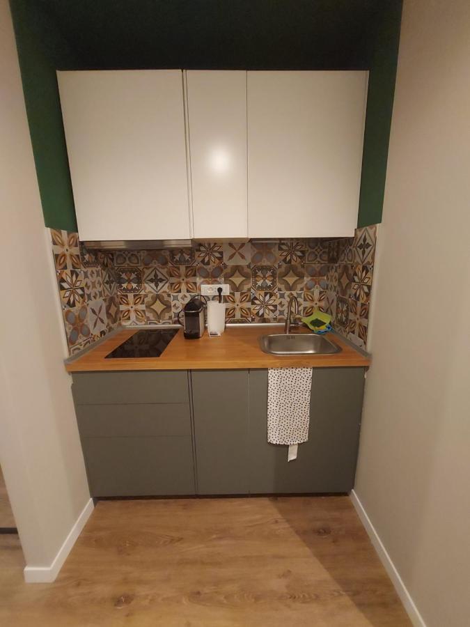 Hello - Modern Studio In Downtown Garden Apartment Торино Екстериор снимка